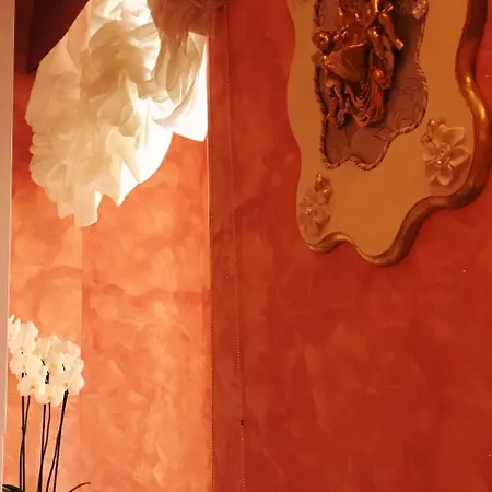 Pope's Bed & Breakfast 4*
