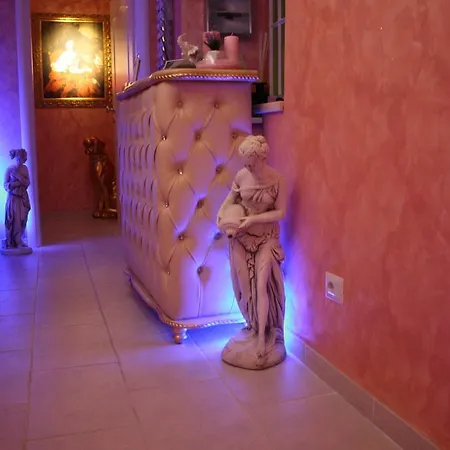 Pope's Bed & Breakfast 4*