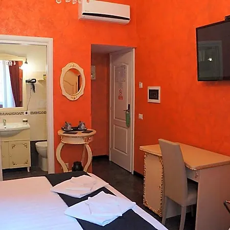 Pope's Couette-café 4*