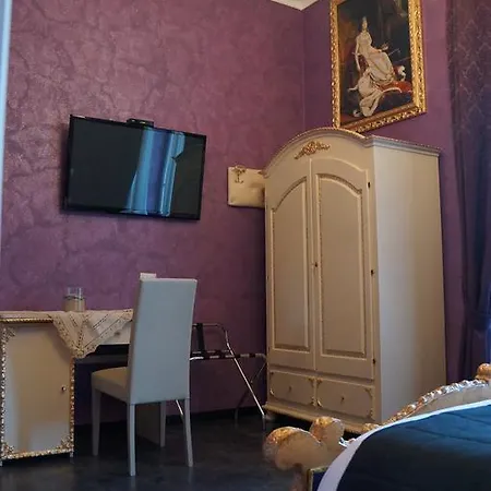Pope's 2*