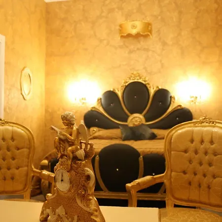 Couette-café Pope's 4*